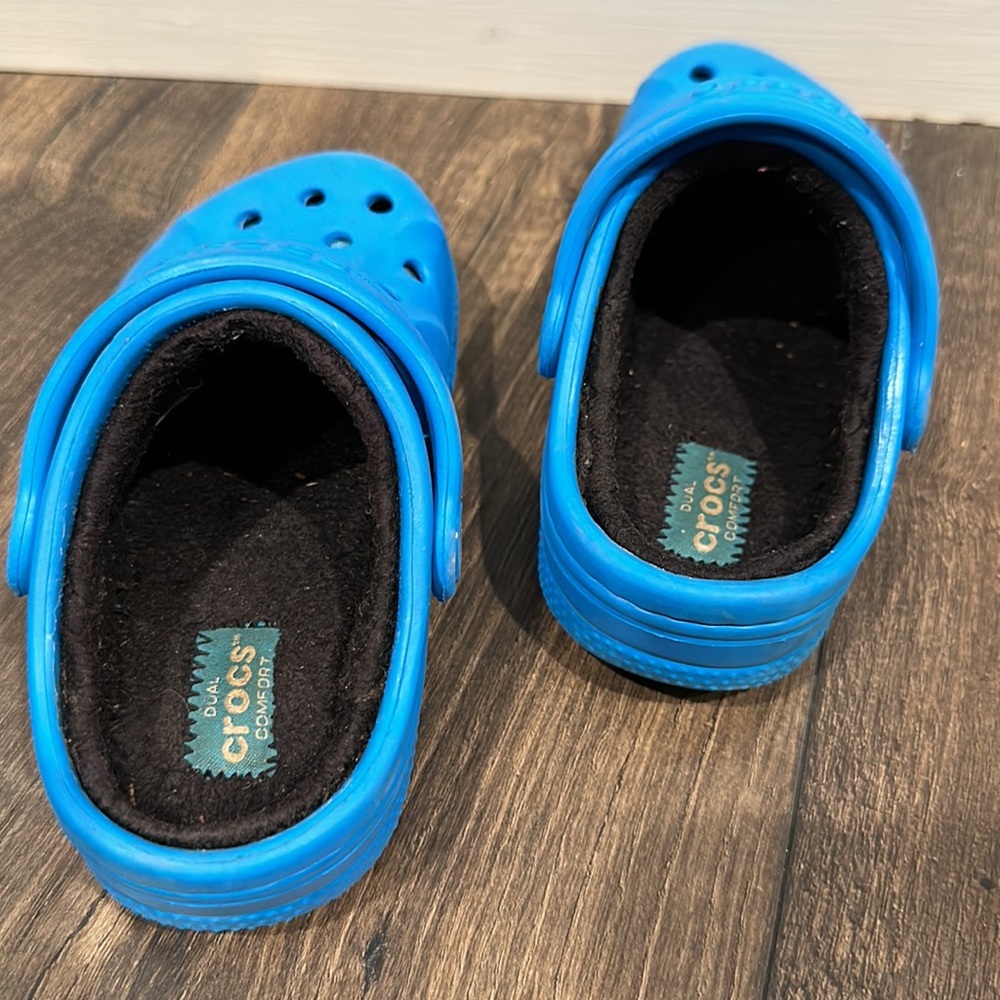 Crocs - lined - Picture 3 of 5
